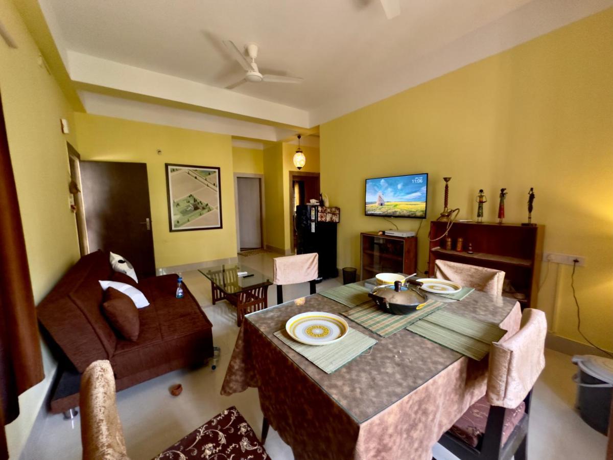 Three Little Birds Homestay Guwahati Exterior foto